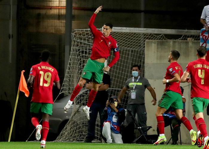 葡萄牙vs卢森堡比赛直播