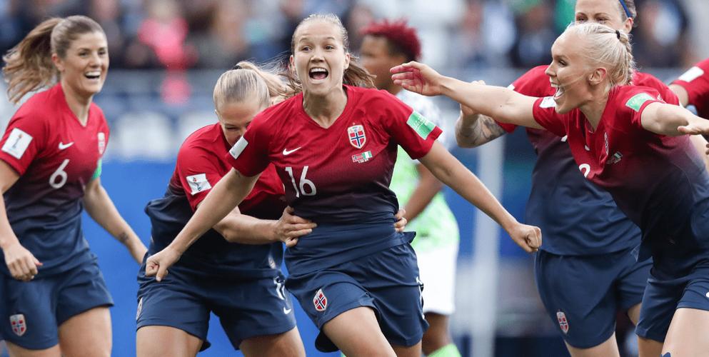 女足直播:瑞士VS挪威的相关图片